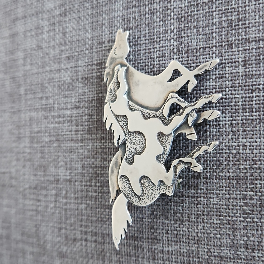 Fabulous Native American Navajo Sterling Horse Brooch By Frank Salcido ๐โฅ๏ธ - Picture 9 of 11
